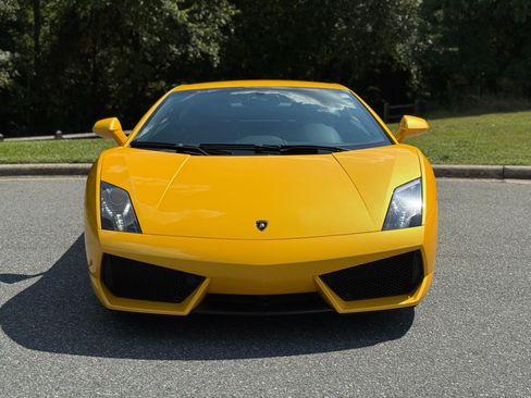 Used 2011 Lamborghini Gallardo LP 560-4 AWD/4WD image 2