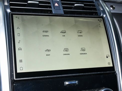 Used 2023 Land Rover Discovery S R-Dynamic image 34