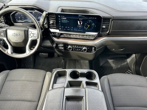 Used 2022 Chevrolet Silverado 1500 RST image 13