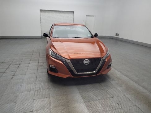 Used 2021 Nissan Altima 2.5 SR FWD image 14
