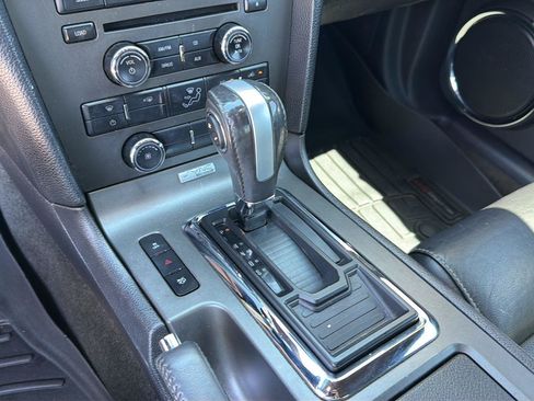 Used 2013 Ford Mustang GT Premium w/ Security Pkg RWD image 21