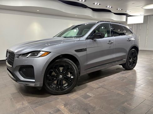 New 2026 Jaguar F-PACE R-Dynamic S image 1