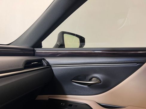 Used 2020 Lexus ES 350 w/ Premium Package image 29