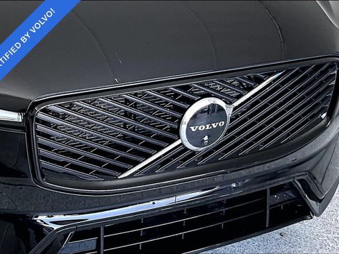 Certified 2026 Volvo XC60 B5 Plus AWD/4WD image 38