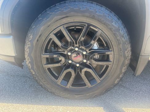 Used 2023 GMC Sierra 1500 Elevation w/ X31 Off-Road Package AWD/4WD image 33