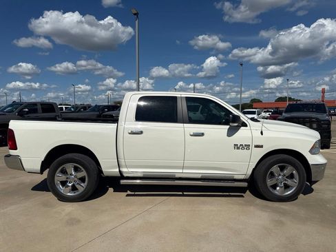 Used 2016 RAM 1500 Lone Star AWD/4WD image 9