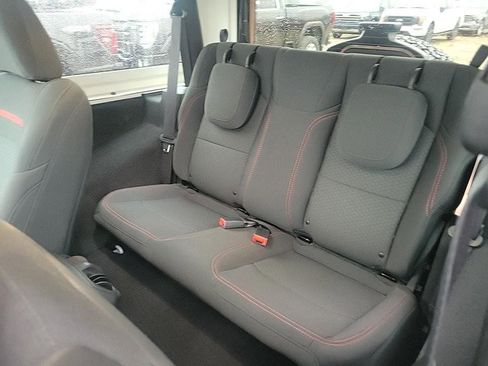 Used 2021 Jeep Wrangler Rubicon w/ Uconnect 4C Nav & Sound Group AWD/4WD image 5