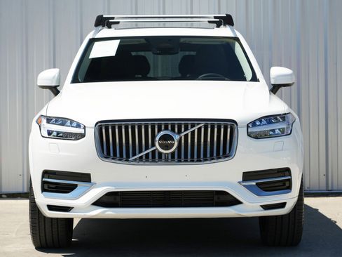 Used 2023 Volvo XC90 T8 Ultimate w/ Protection Package Premier image 7