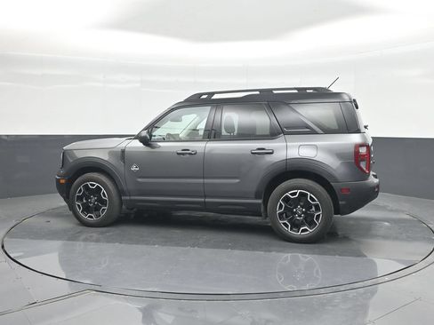 Certified 2025 Ford Bronco Sport Outer Banks w/ Outer Banks Tech Package+ AWD/4WD image 28