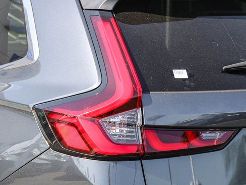 Used 2025 Honda CR-V Sport-L image 10