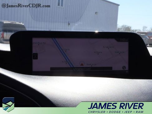 Used 2024 MAZDA MAZDA3 s image 33