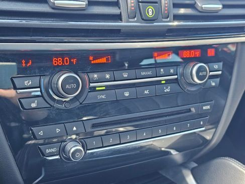 Used 2019 BMW X6 xDrive35i w/ M Sport Package image 30