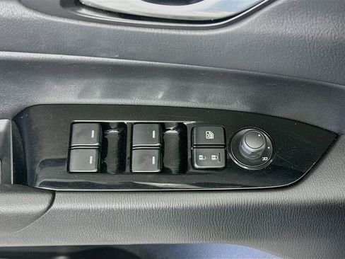 Used 2025 MAZDA CX-5 AWD 2.5 S w/ Preferred Package image 15