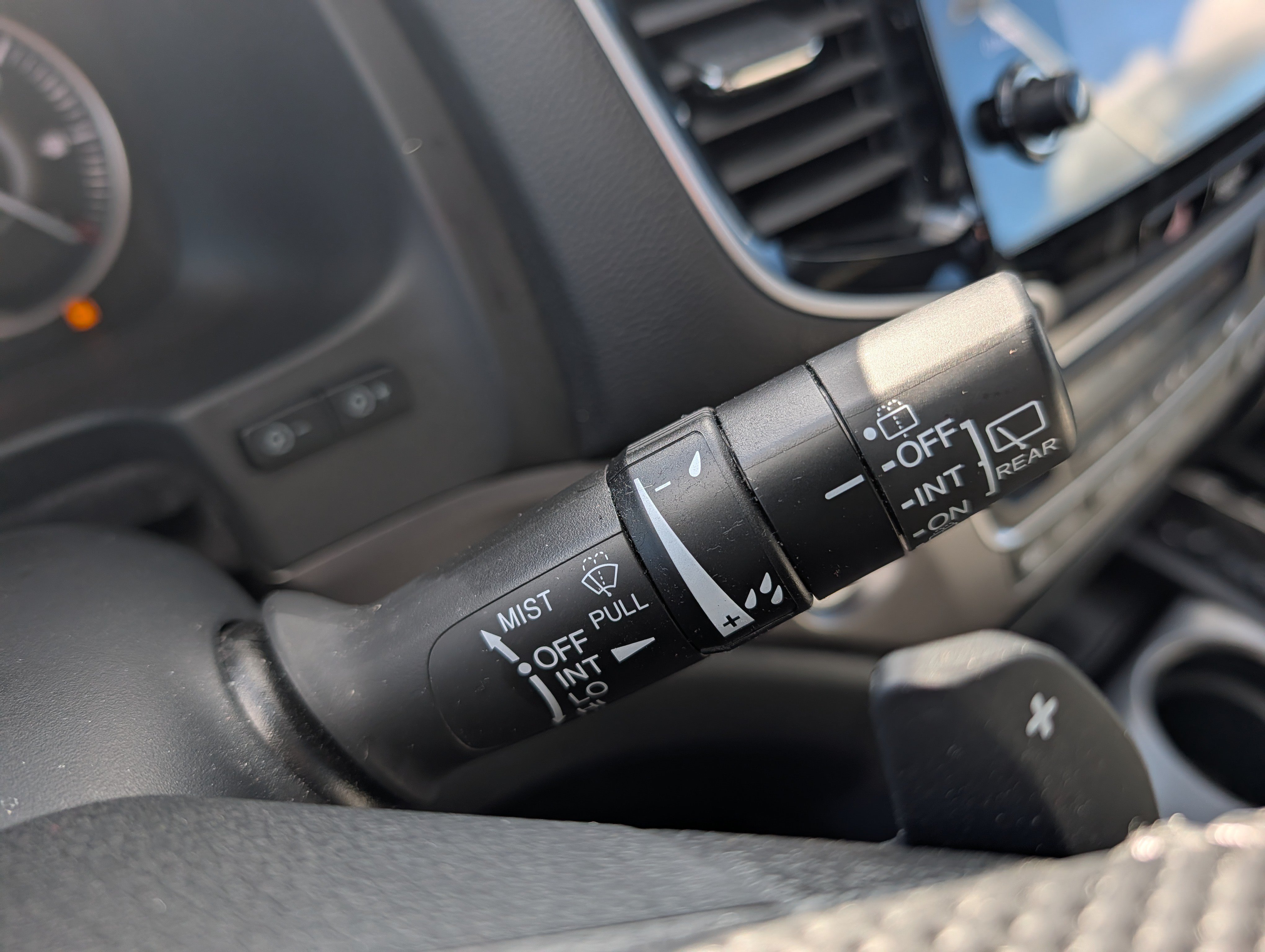 Used 2023 Honda Passport EX-L image 30