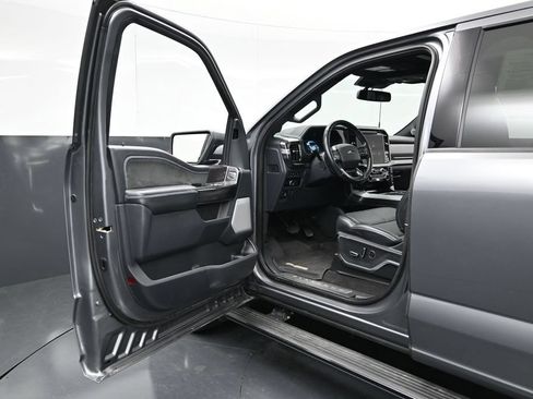 Used 2024 Ford F150 Platinum AWD/4WD image 19