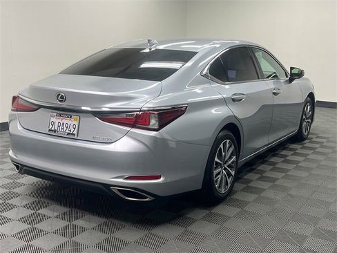 Certified 2024 Lexus ES 350 350 w/ Accessory Package (Z2) image 5