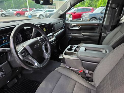 Used 2023 Chevrolet Silverado 1500 RST w/ Z71 Off-Road Package AWD/4WD image 19