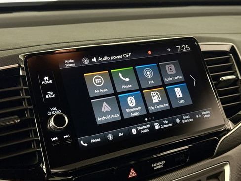 Certified 2024 Honda Ridgeline Sport image 33