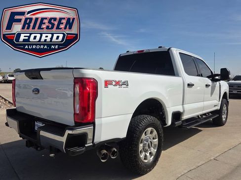 Used 2024 Ford F250 XLT w/ FX4 Off-Road Package AWD/4WD image 7