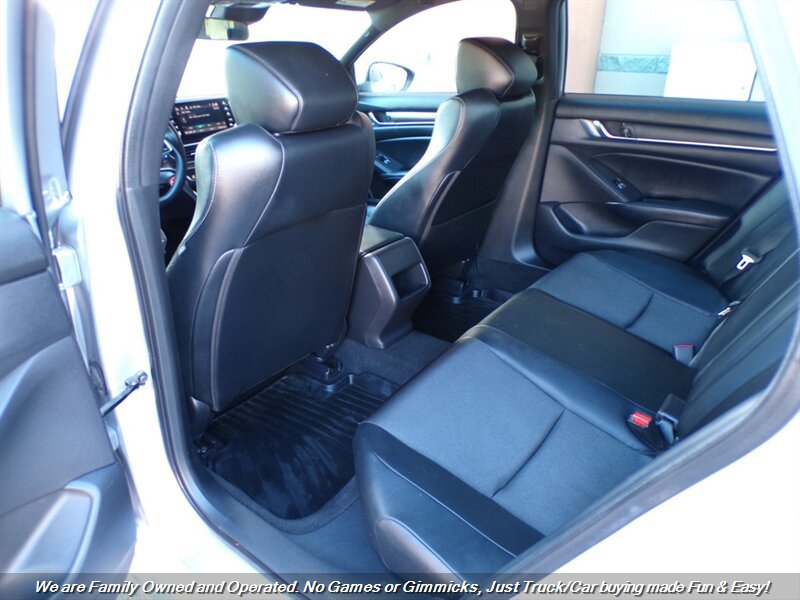 Used 2018 Honda Accord Sport image 18