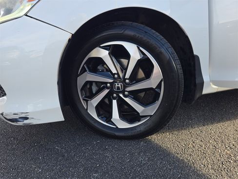 Used 2017 Honda Accord EX-L image 28