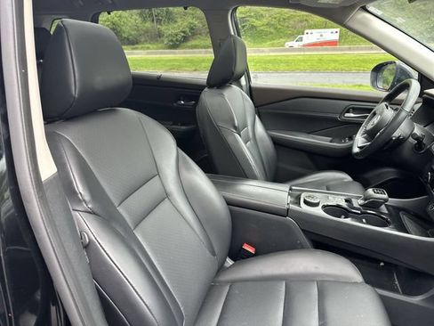 Used 2023 Nissan Rogue SV w/ SV Premium B Package AWD/4WD image 28