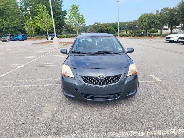 Used 2010 Toyota Yaris Sedan w/ Convenience Pkg FWD image 2