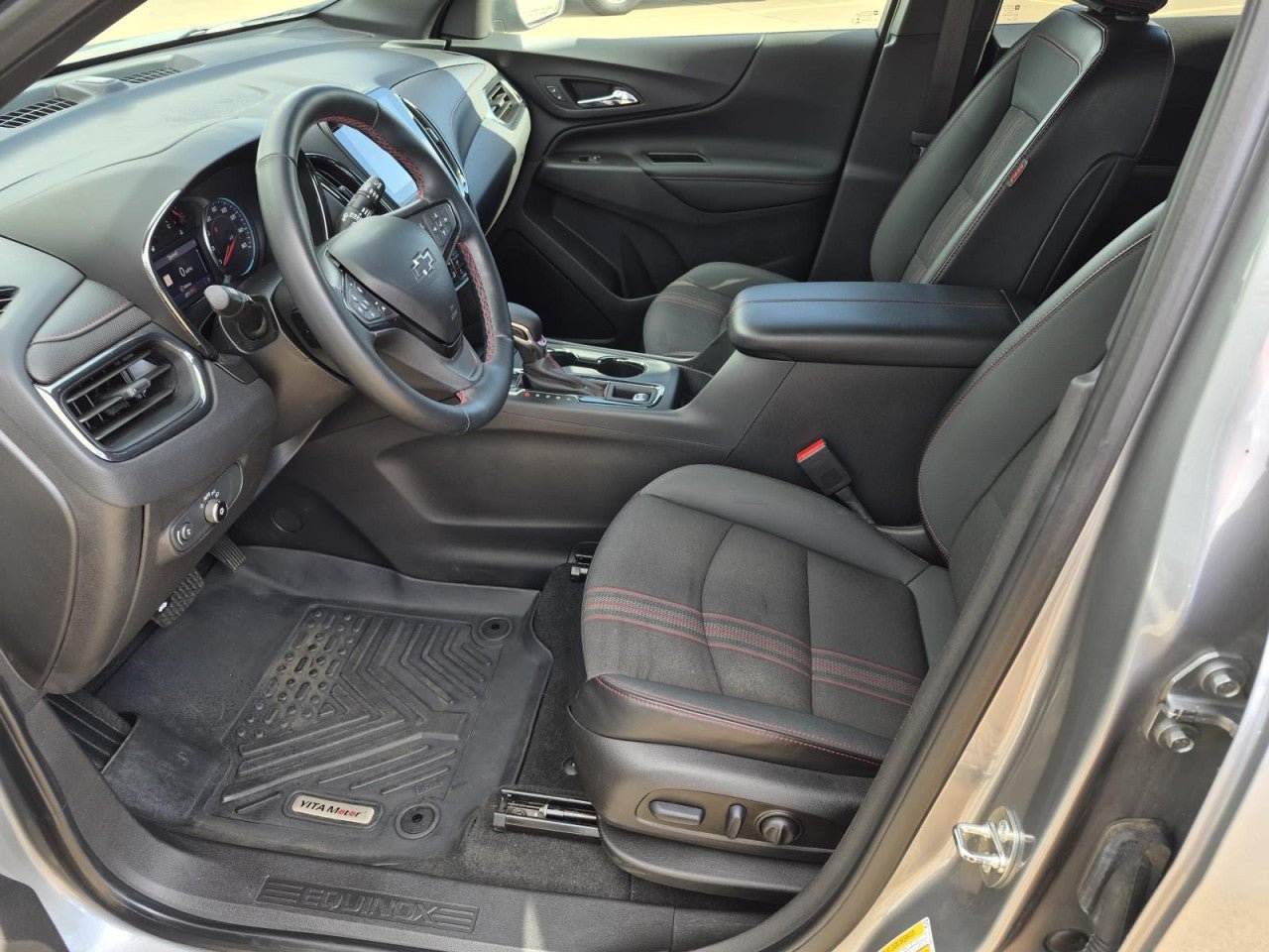 Certified 2023 Chevrolet Equinox RS FWD image 11