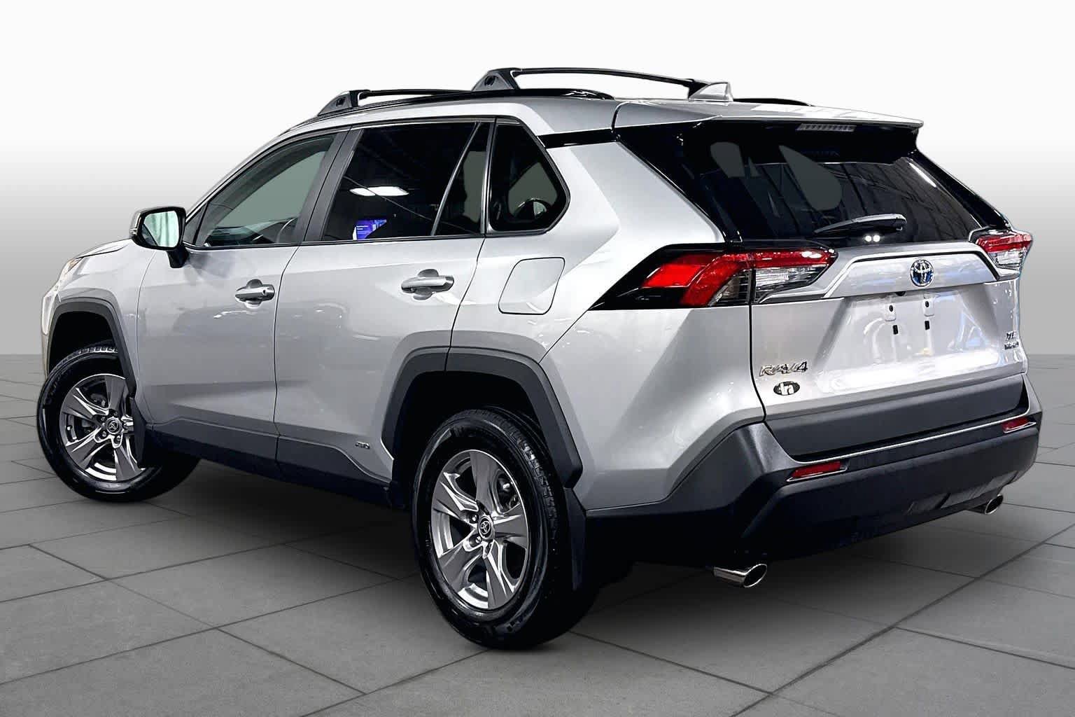 Certified 2024 Toyota RAV4 XLE w/ Convenience Package AWD/4WD image 12