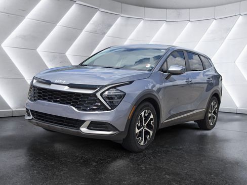 Used 2024 Kia Sportage EX FWD image 6
