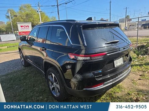 Used 2022 Jeep Grand Cherokee Limited 4xe w/ Luxury Tech Group II image 5