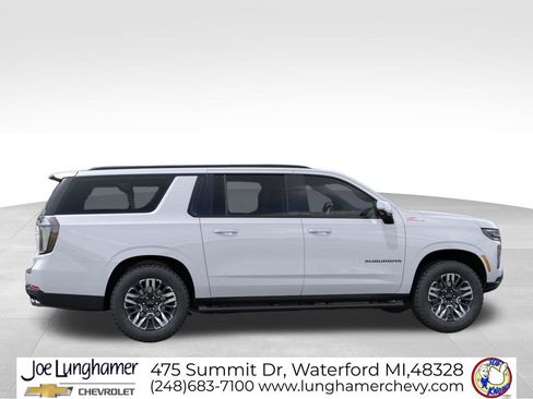 New 2026 Chevrolet Suburban Z71 w/ Comfort Package AWD/4WD image 5