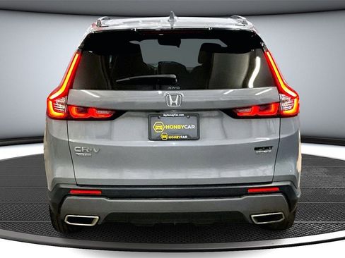 Used 2023 Honda CR-V Sport Touring image 5