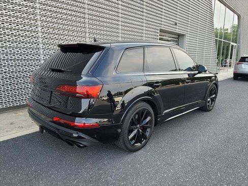 Used 2023 Audi SQ7 Prestige w/ Sport Package AWD/4WD image 4