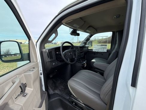 New 2025 GMC Savana 2500 Work Van w/ Driver Convenience Package image 17