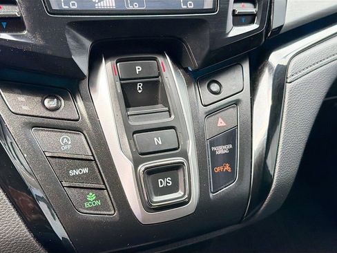 Used 2023 Honda Odyssey Touring image 17