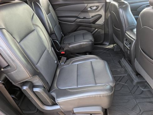 Certified 2021 Chevrolet Traverse Premier w/ Redline Edition FWD image 14