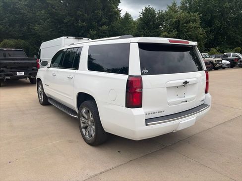Used 2017 Chevrolet Suburban Premier AWD/4WD image 9
