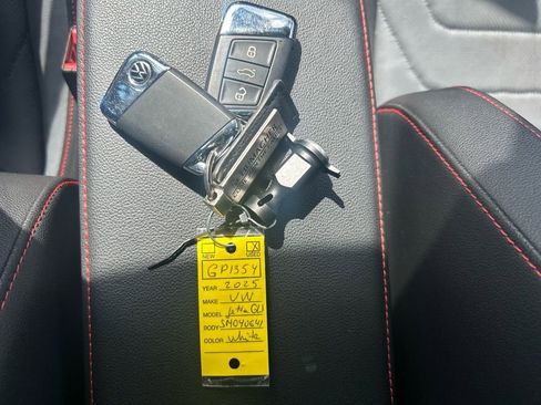 Certified 2025 Volkswagen Jetta GLI Autobahn image 60