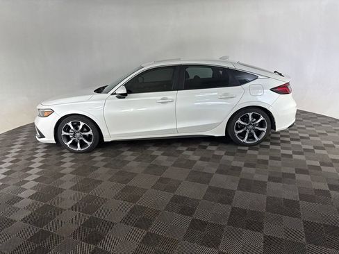 Used 2024 Honda Civic EX-L image 9