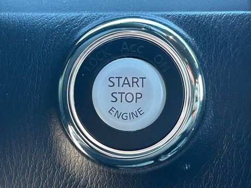 Used 2019 INFINITI QX80 Limited w/ All-Season Package image 16