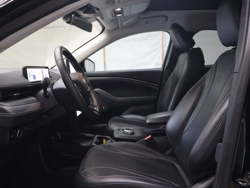 Used 2023 Ford Mustang Mach-E Premium RWD image 16