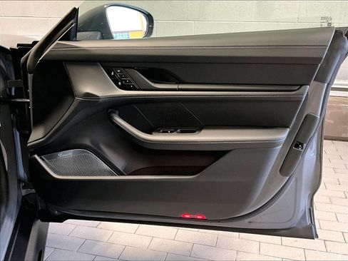 New 2026 Porsche Taycan GTS image 22