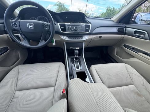 Used 2015 Honda Accord LX image 9