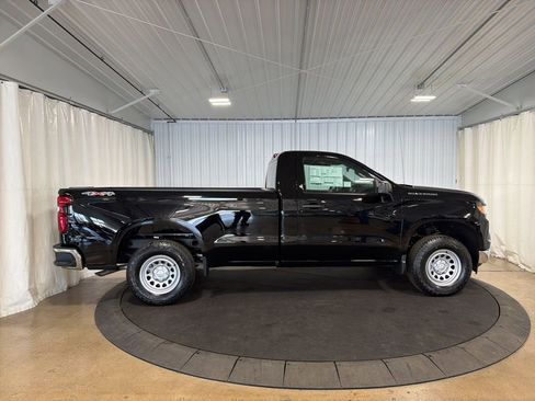 New 2026 Chevrolet Silverado 1500 W/T AWD/4WD image 9
