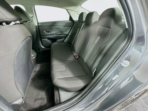 Used 2023 Hyundai Elantra SEL image 23