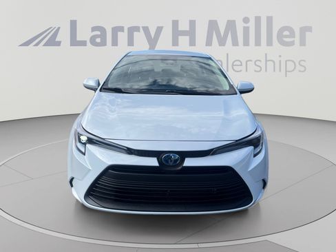 Certified 2025 Toyota Corolla LE w/ LE Premium Package AWD/4WD image 8