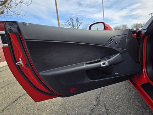 Used 2007 Chevrolet Corvette Convertible w/ Preferred Equipment Group image 9