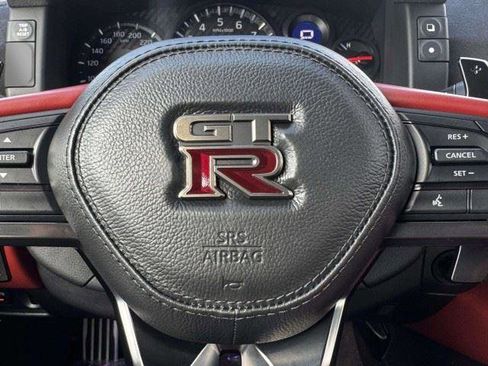 Used 2024 Nissan GT-R w/ Floor Mat Package AWD/4WD image 30