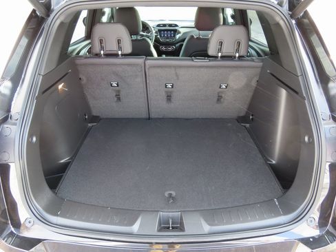 Certified 2023 Chevrolet TrailBlazer RS w/ Sun and Liftgate Package image 16